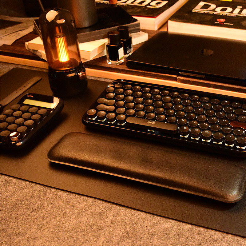 Accessoires complets du coffret bureau vintage