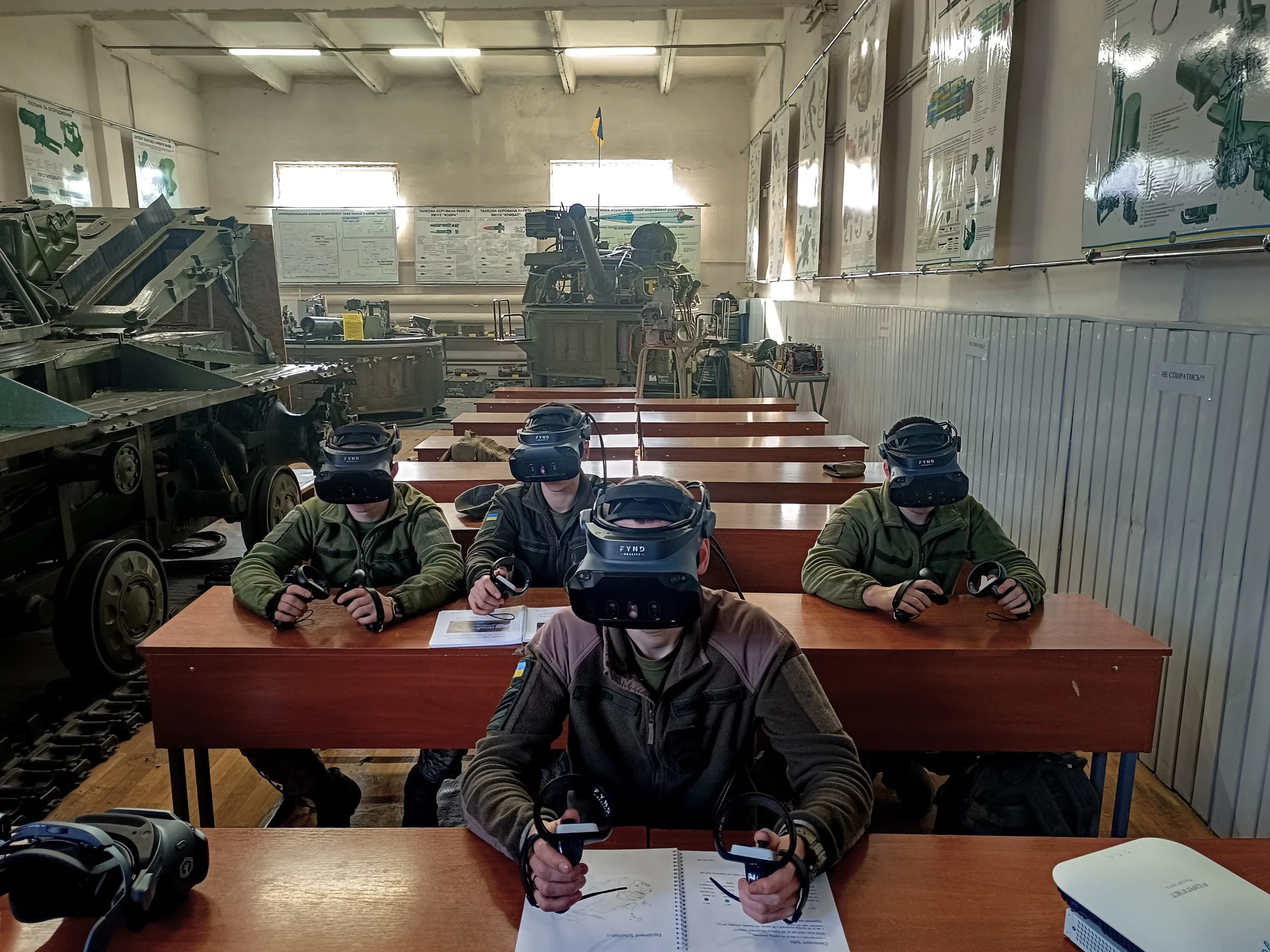 La réalité virtuelle militaire prouve la puissance de l’XR pour la formation critique. Inspirez-vous-en pour transformer vos programmes professionnels. 1 2026 06 18 Kharkiv Polytechnic University 10 scaled